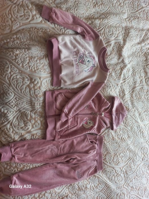 Спортивний костюм