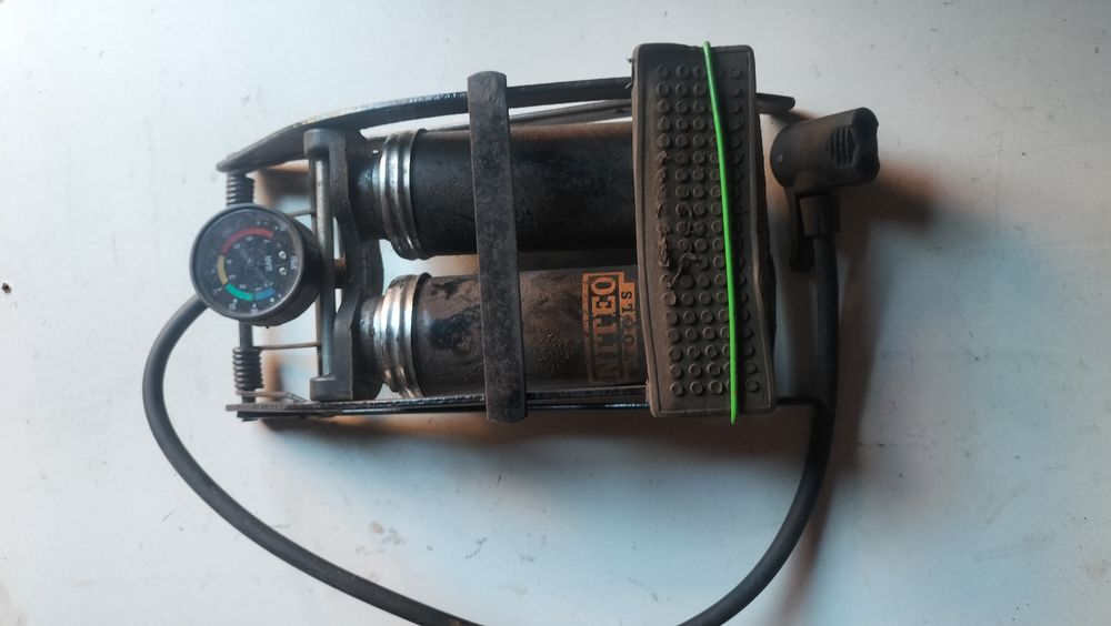 Mechanizm pneumatyczny do pompowania kół+++