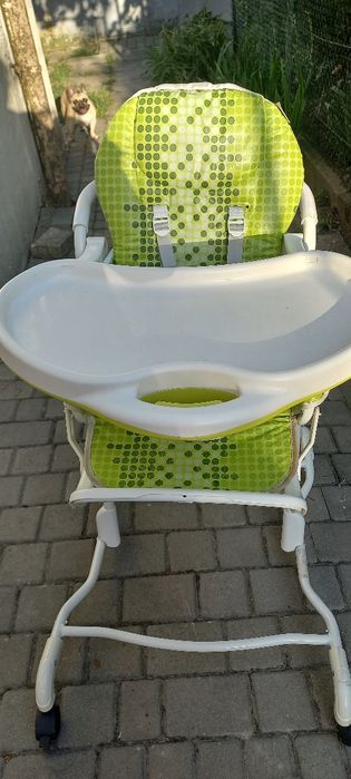 Столик для годування