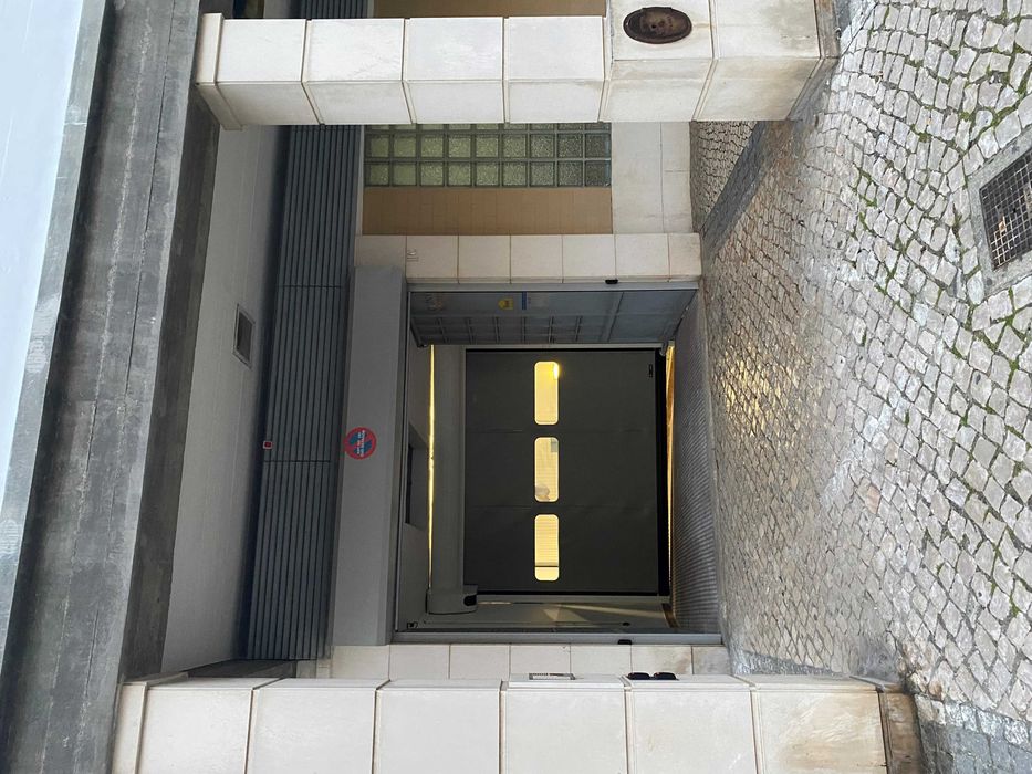 Almada - Laranjeiro BOX, Garagem, Armazém, Arrecadação, Self-Storage, Depósito, Guarda Móveis, Arrumos