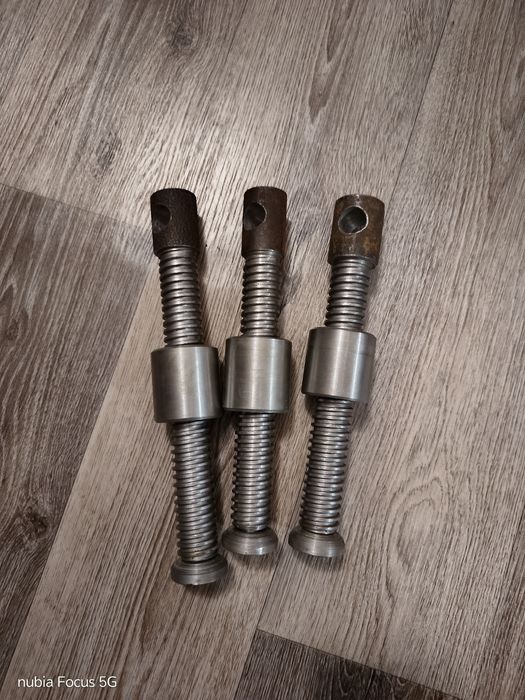 Гвинти для струбцин 210мм!