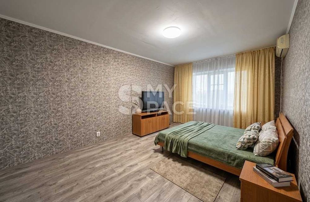 Продаж 1к 40 м2 з ремонтом , Героїв Дніпра, Оболонь, метро 5 хв пішки