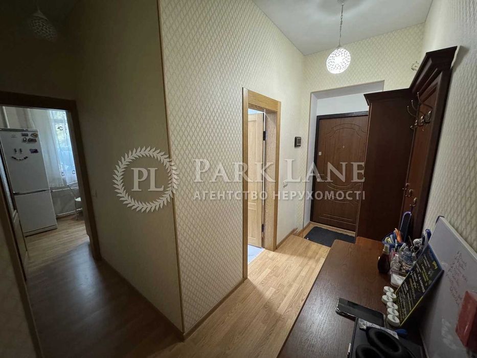 Продам 2к ремонт Поділ вул Верхній Вал 50А Метро Контрактова Площа-7хв