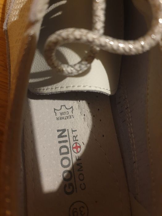 Modne sportowe buty 111111