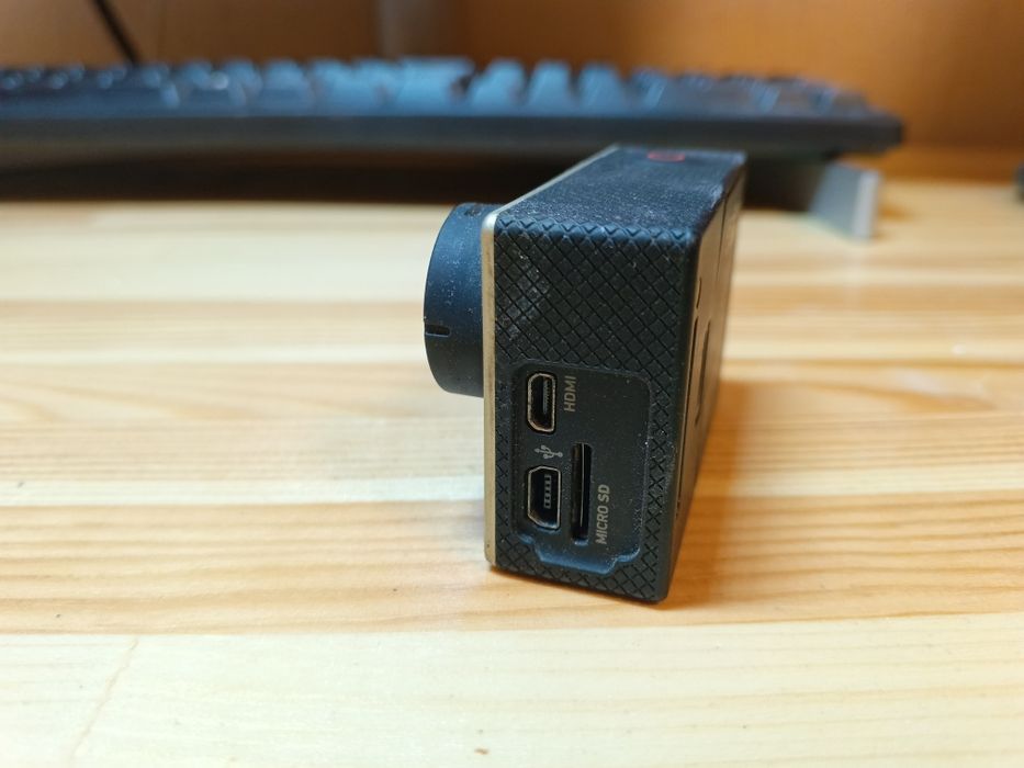 Go Pro hero 3 + 2 бокса + кабель