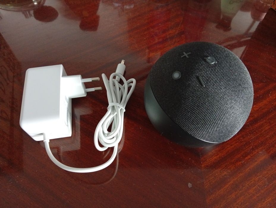 Alexa EchoDot, assistente virtual de última geração, nova, com multifunções