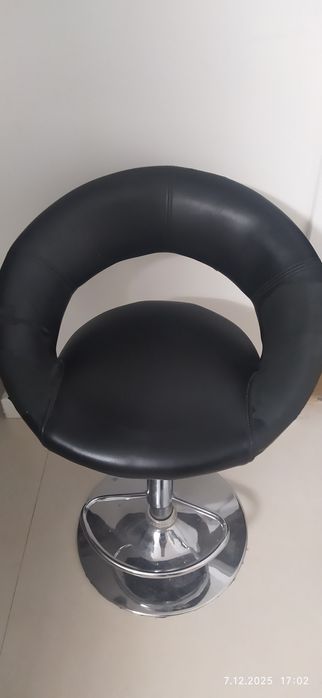 Hokery. Czarne. 2 szt.