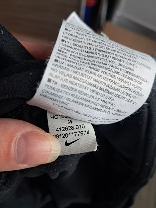 Czarne sportowe  rybaczki damskie Nike M