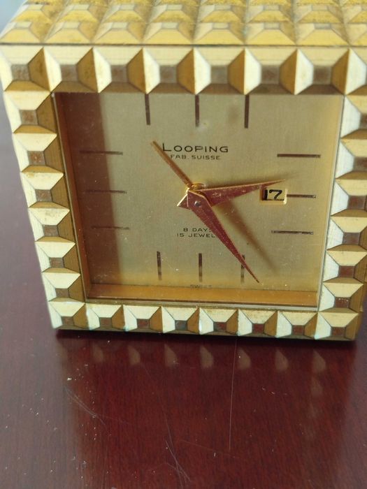 Antigo e Raro Relógio de Mesa "Looping 8 Days"