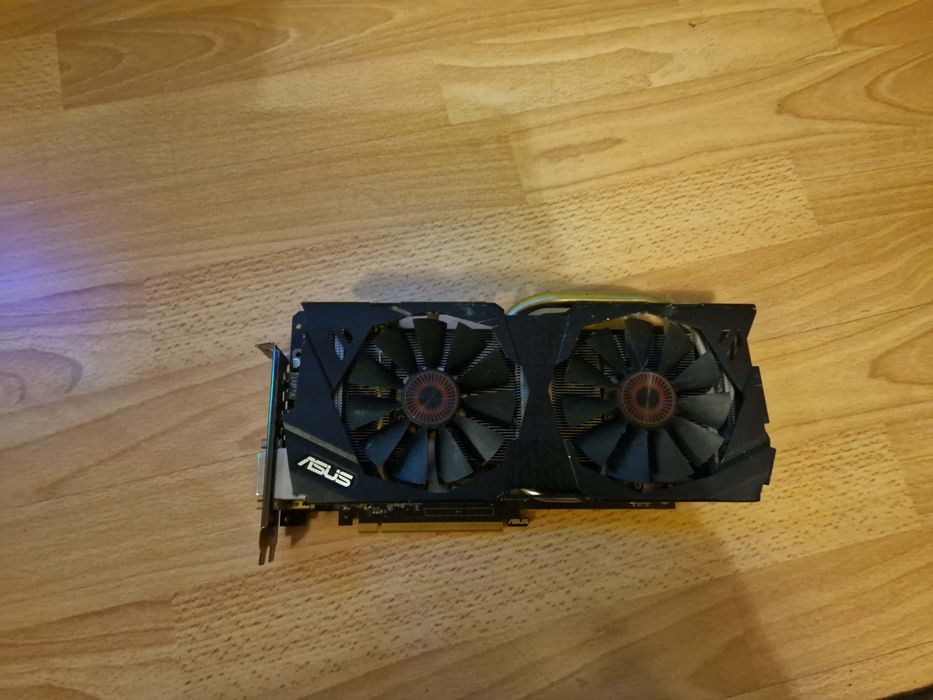 Karta graficzna Asus GTX 970 z chłodzeniem Strix 4 GB