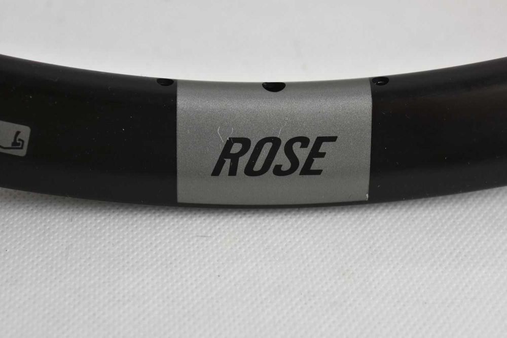 NIEUŻYWANA obręcz ROSE R thirty disc ! 622x19 ! 32ot. ! 28' !