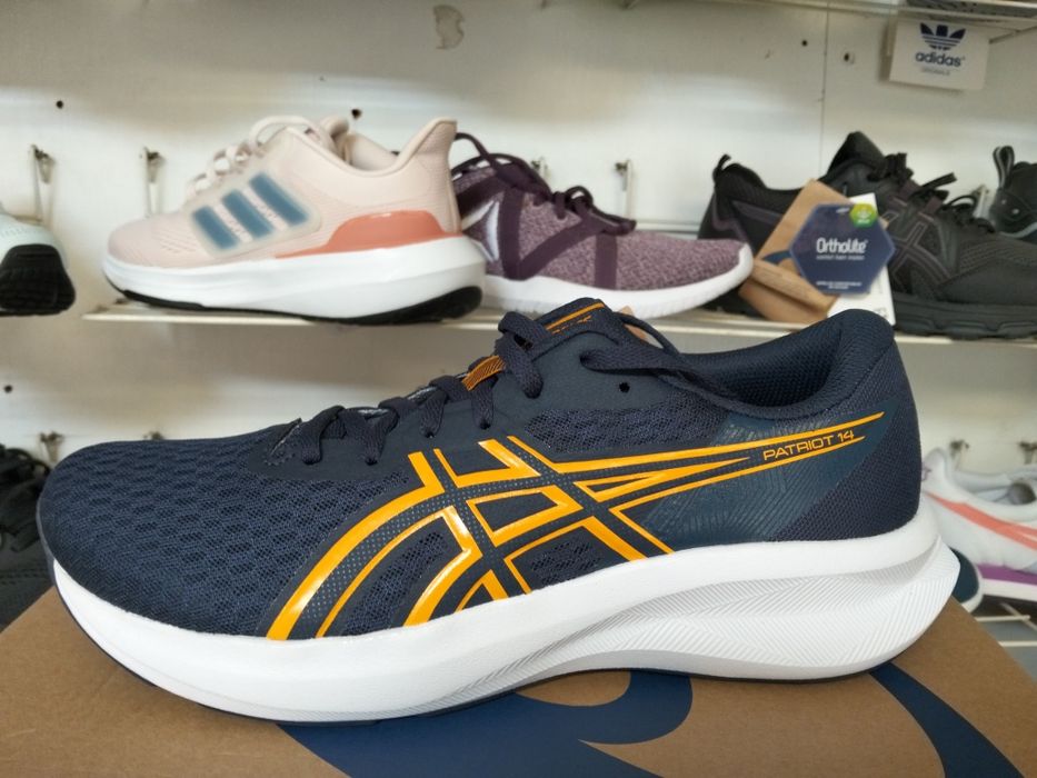 Кросівки asics великі розміра  з 46 до 50.5 та 52.5