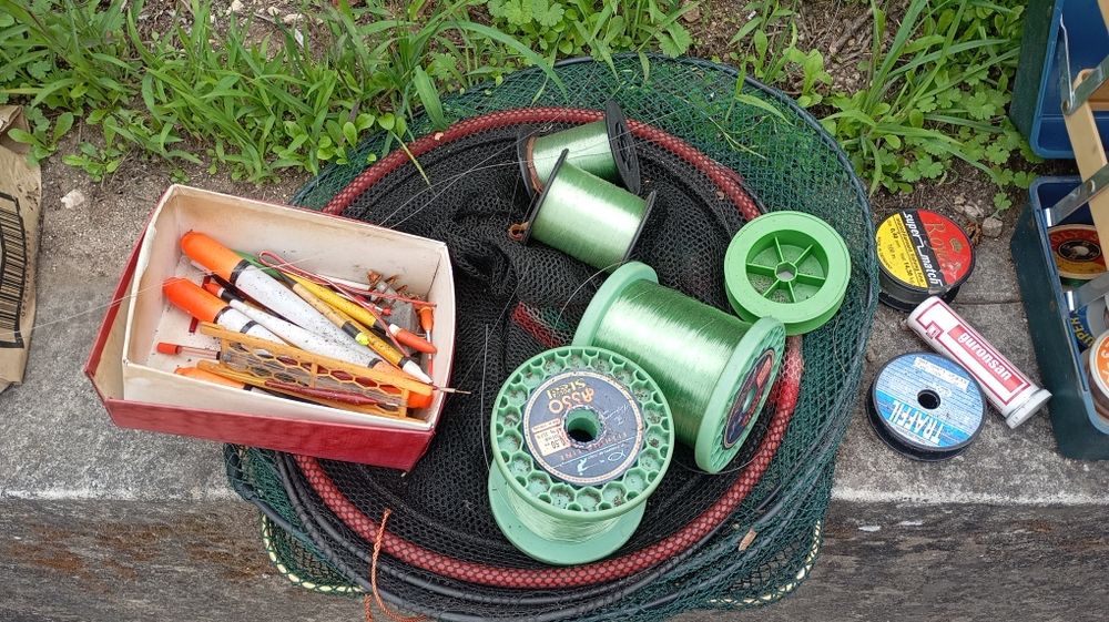 Vário material de pesca