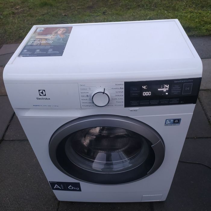 Пральна машина стокова Electrolux perfect care 600 на 6 кг А+++ класу