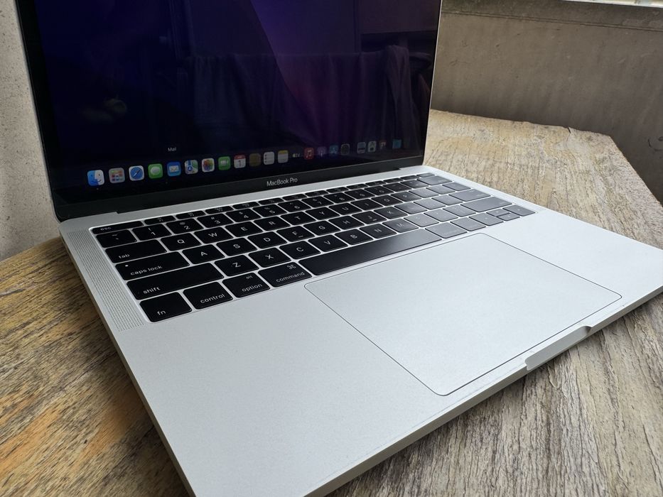 Macbook pro 2017 | 256GB | 8GB | bateria nova