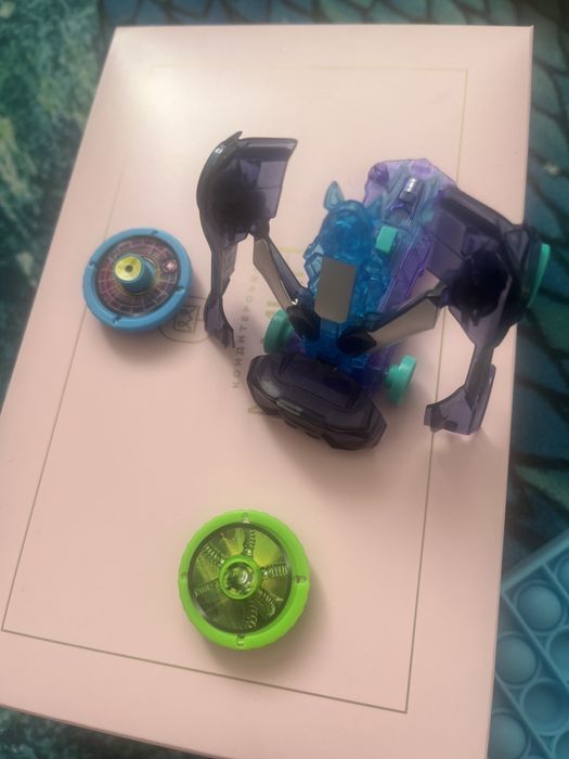 Дикі скрічери screechers wild