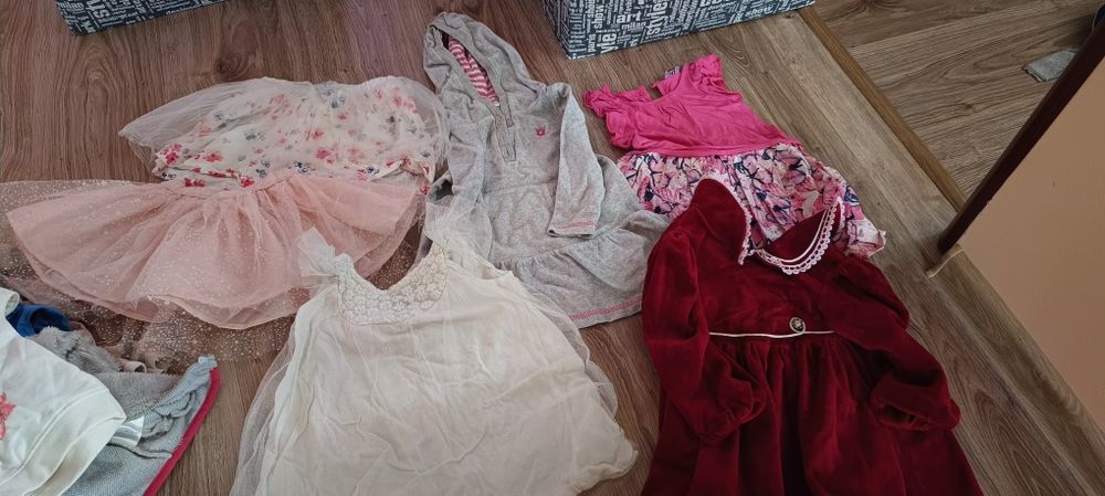 Paczka ubranek 34sztuki