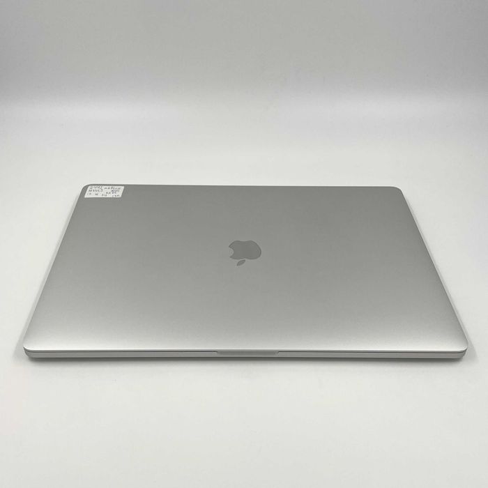 590$ MacBook Pro 16 2019 MVVL2 2,6GHz / i7 / 16 GB / 512gb SSD