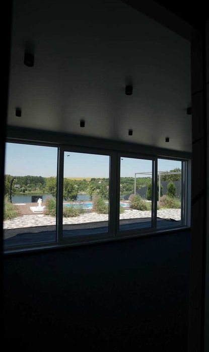 Продам дом Волосское Днепр | 250 м2, участок 24 сотки, берег реки, бассейн