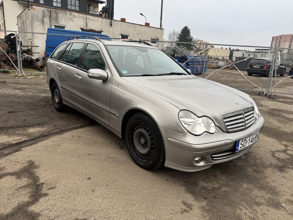 Mercedes Benz C- klasa W203 C200