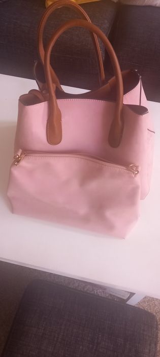 Mala de senhora cor de rosa