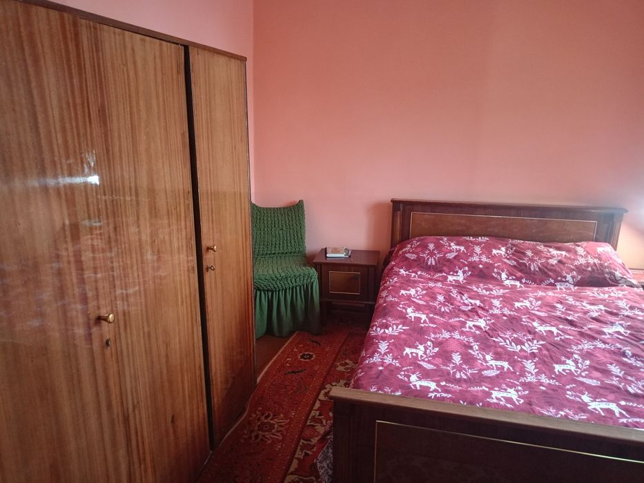 Здам в Центрі Вінниці біля міськради 2 кімнатну, є зона для барбекю і