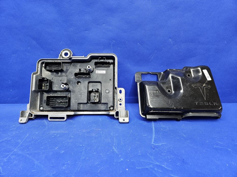 MODUŁ komfortu TESLA Model 3 Lift 20-23 sterownik oryginał | OEM |