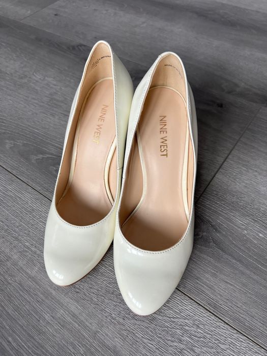 Білі туфлі Nine West 35р