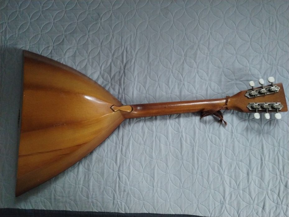 Bałałajka 6 strunowa