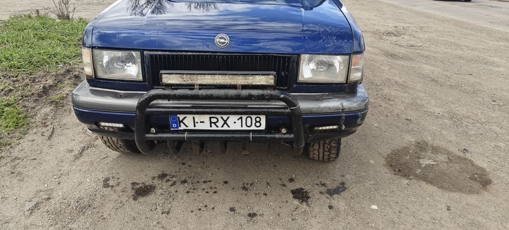 Опель монтерей 3.2 V6