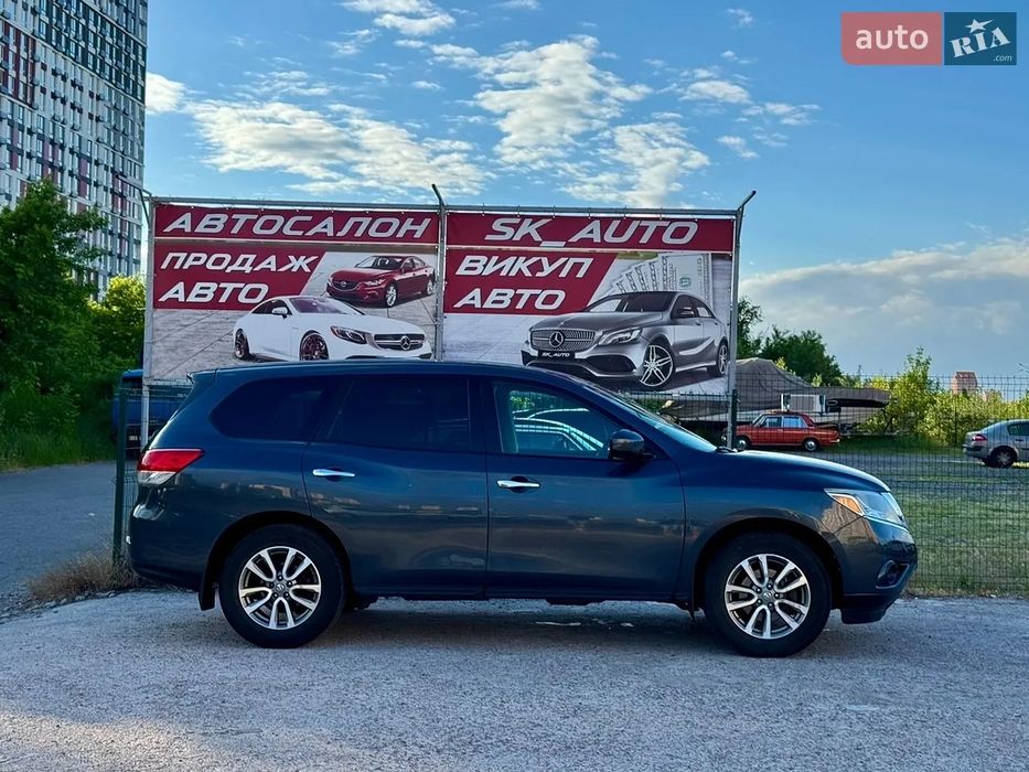 Продаю свого Nissan Pathfinder 2014 р. Я власник