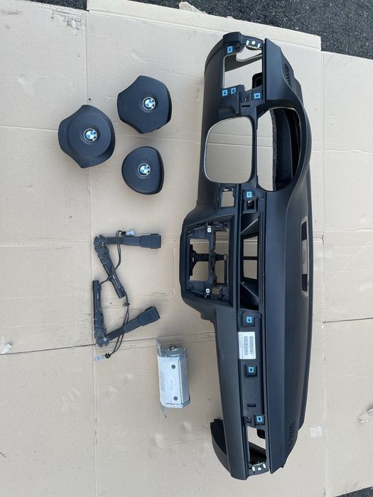 BMW E90 E91 E92 E93 konsola ORYGINAŁ deska rozdzielcza poduszki airbag