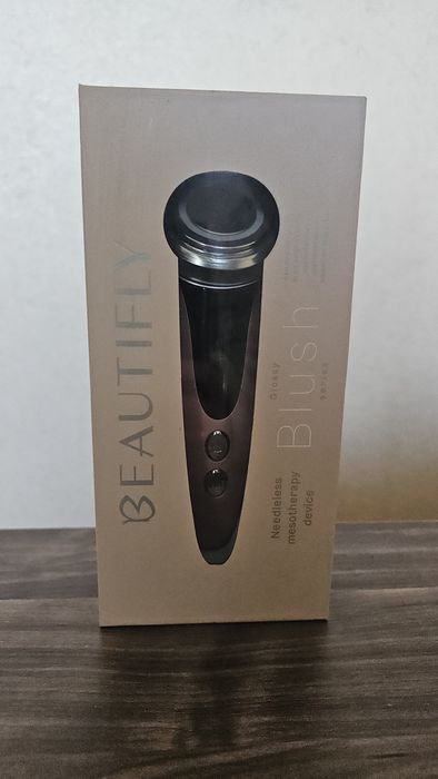 Апарат для безголкової мезотерапії Beautifly B-Glossy PRO 5в1 (Оригінал) та Масажер для обличчя Beautifly B-Glossy Blush — Безголковамезотерапія
Опис