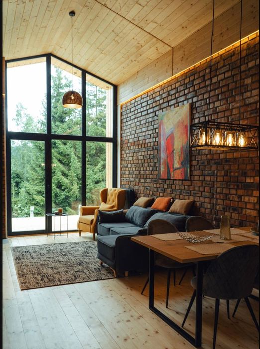 Котедж неподалік від БУКОВЕЛЯ