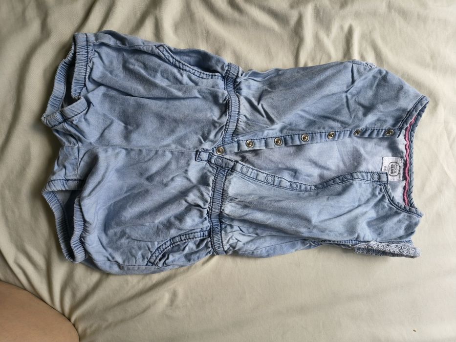 Paczka ubrań dla dziewczynki sukienki body pajacyki bluzy 80/86
