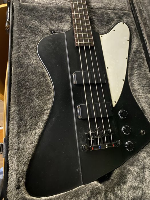 Baixo Epiphone Thunderbird