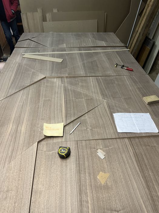 Шпоновані фасади та панелі.