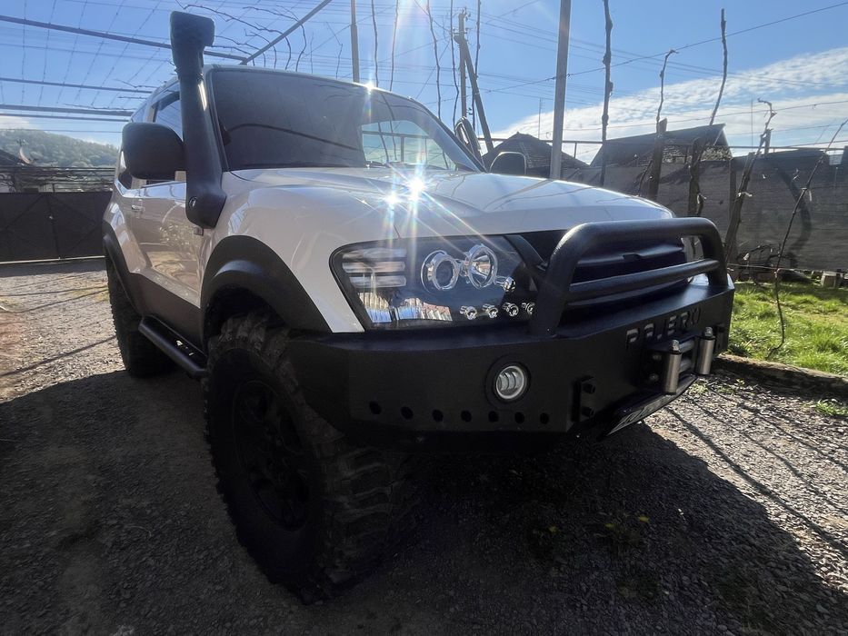 Продам паджеро дізель mitsu pajero  коротиш 3.2  2000 р