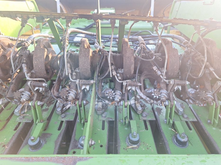 Prasa KRONE Big pack 1270 duża kostka.