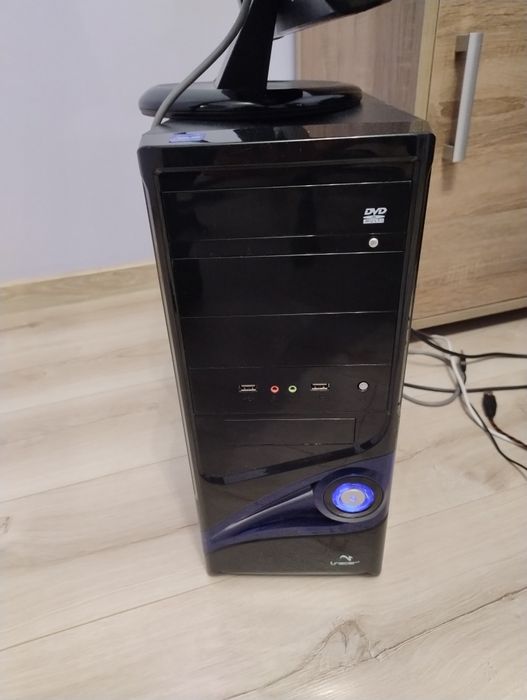 Komputer stacjonarny