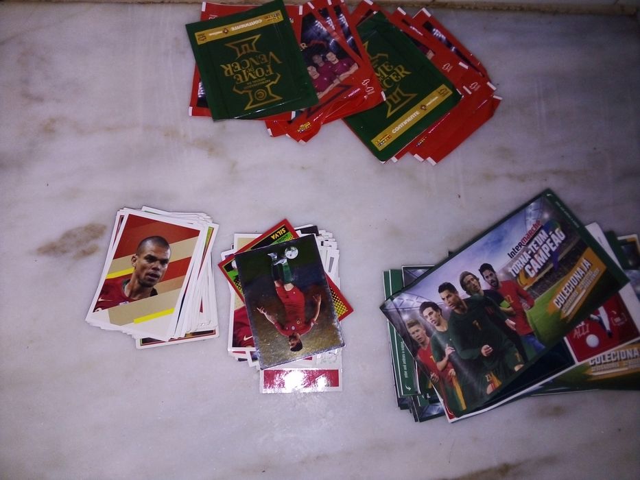 Conjunto de 150 Cromos Fome de Vencer/7 Saquetas Novas/27 Intermarché