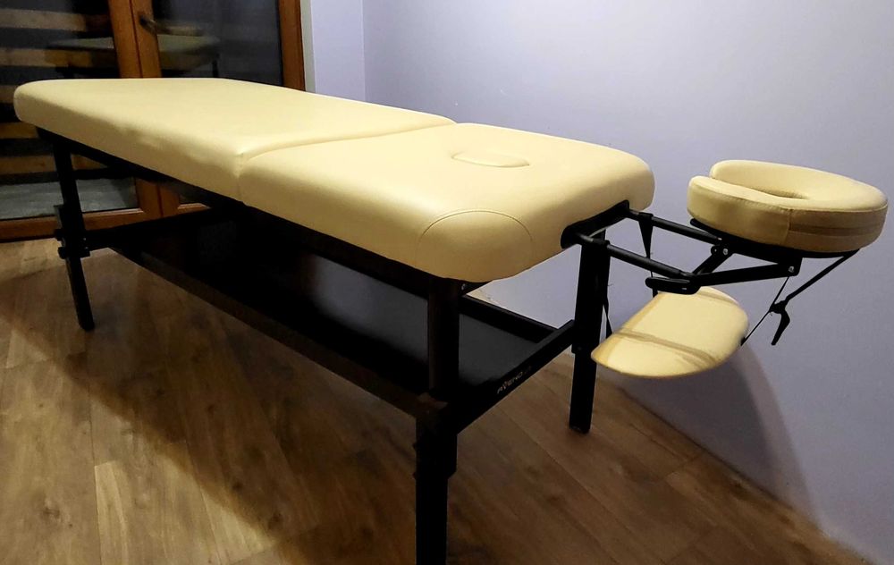 regulowane łóżko do masażu
