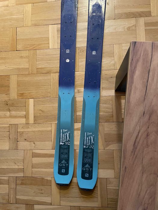 Narty All Mountain Salomon QST Lux 92 - 161 cm -  bez wiązań