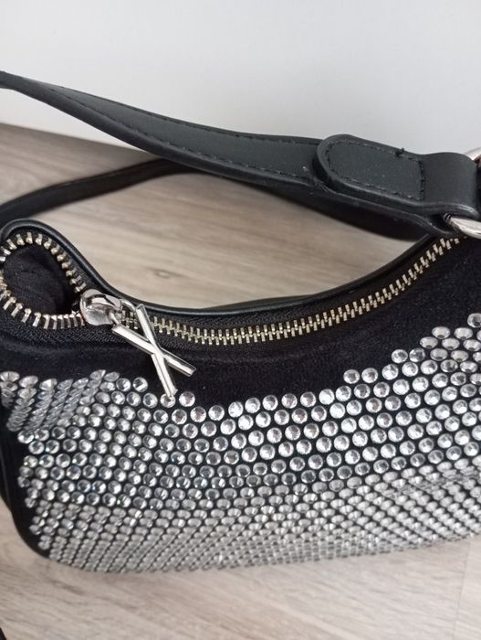 Czarna torebka DeeZee