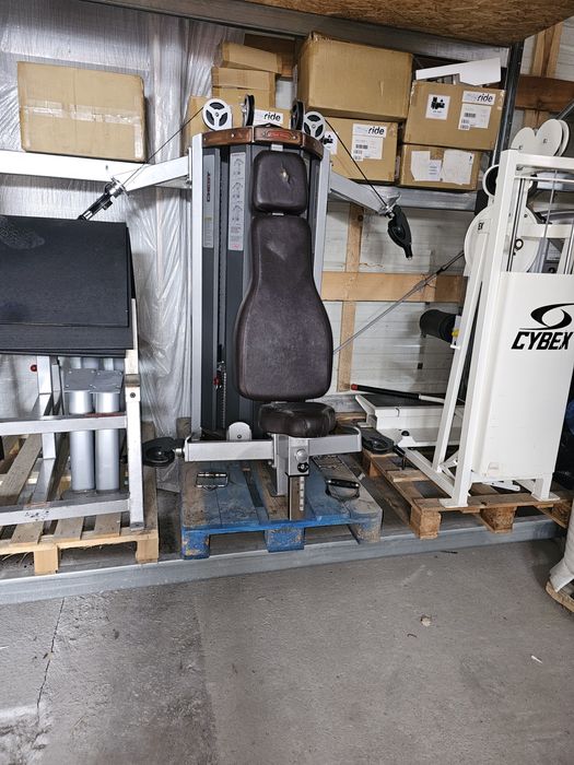 Star-Trac HUMAN SPORT Series Shoulder / Chest wielofunkcyjna hes olymp