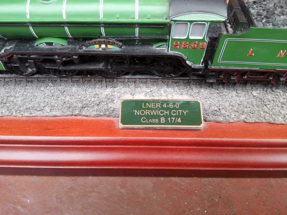 Model lokomotywy LNER 4-6-0. Ładny.