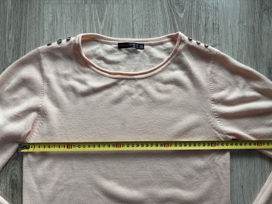 Sweter pudrowy roz