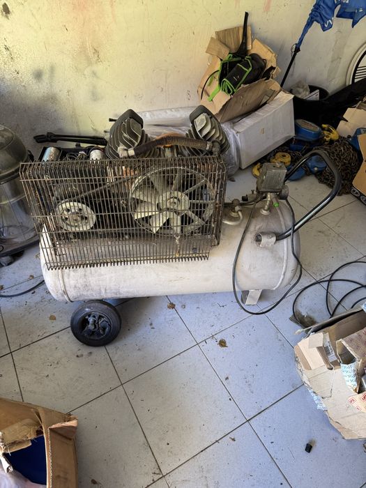 компрессор Aircast ЗБ4/С-100.LВ30А