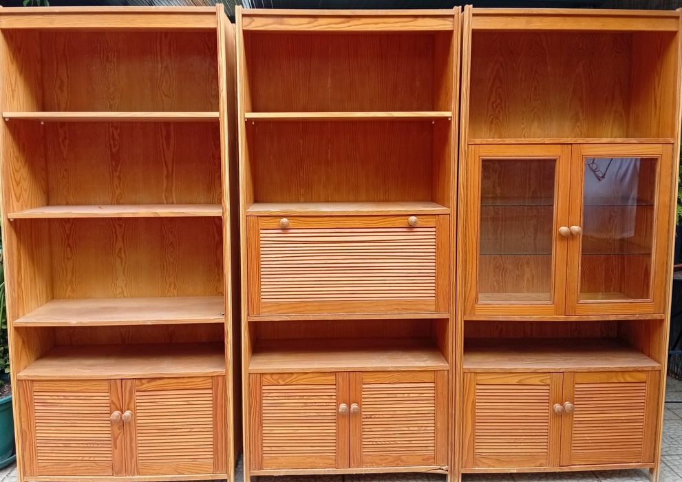 Vendo conjunto de três moveis de sala como novos