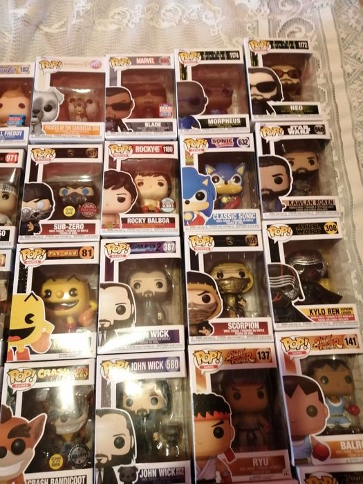 84 funko pop dragon ball e varios